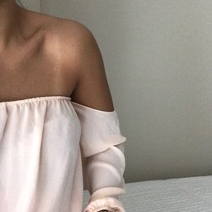 Beautiful flowy peach dress